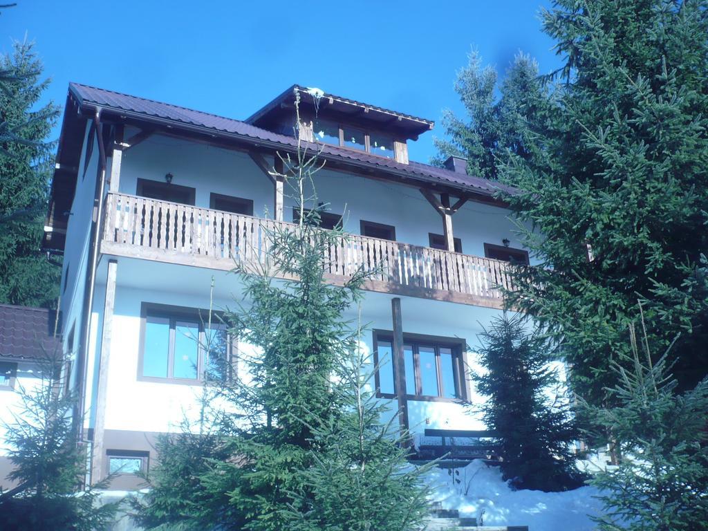 Готель Casa Edy Колібіца Екстер'єр фото