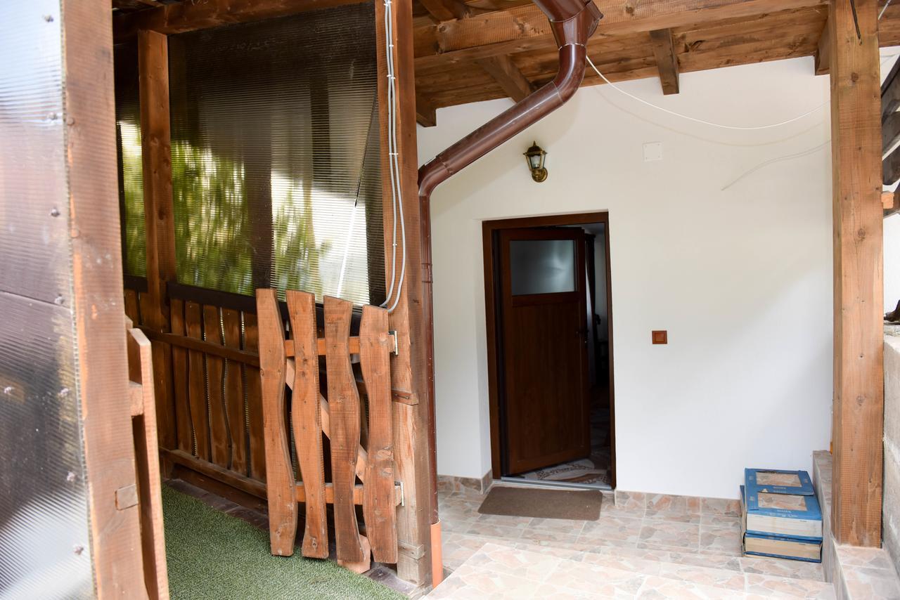 Готель Casa Edy Колібіца Екстер'єр фото