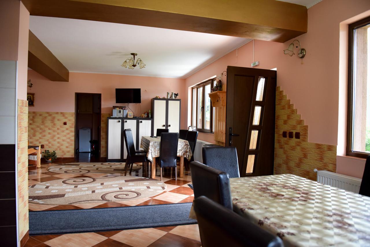 Готель Casa Edy Колібіца Екстер'єр фото